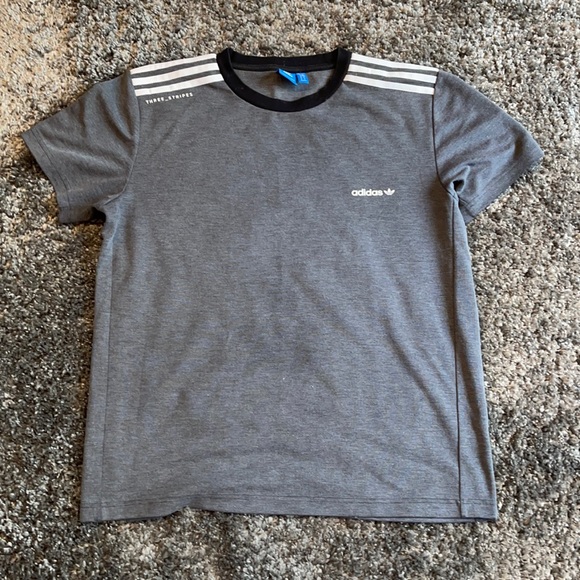 Adidas Tee - Picture 1 of 2